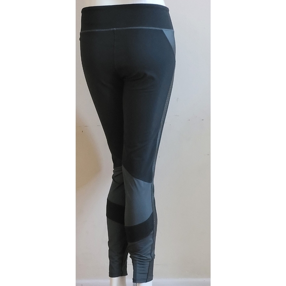 Gym /Yoga  wear - Picture 3 of 5